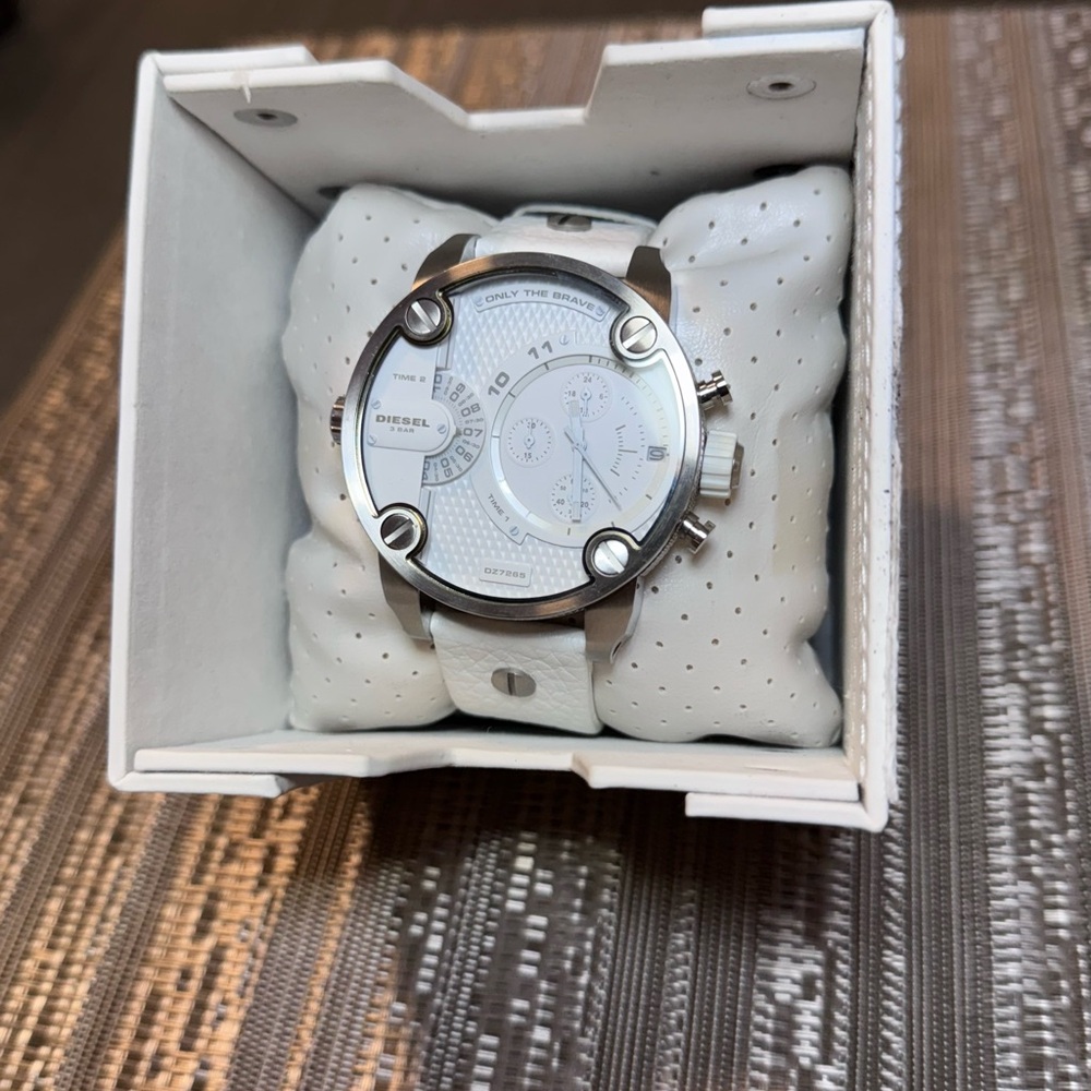 Diesel White and Silver Men's Watch